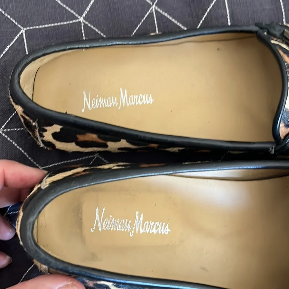 Neiman Marcus driving moccasins - Picture 2 of 5
